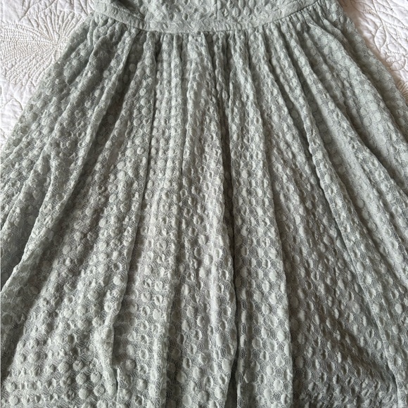 Tristan design , incredible dress , flow style and fit is over the top classic - Picture 5 of 9